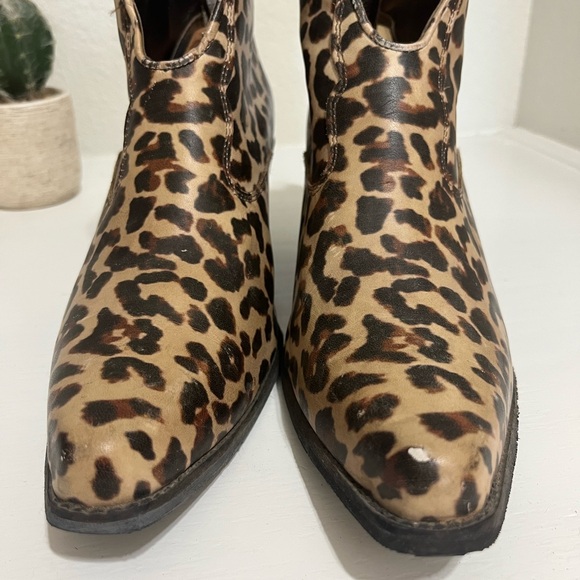 Ariat Leopard Print Ankle Boots - Picture 3 of 7